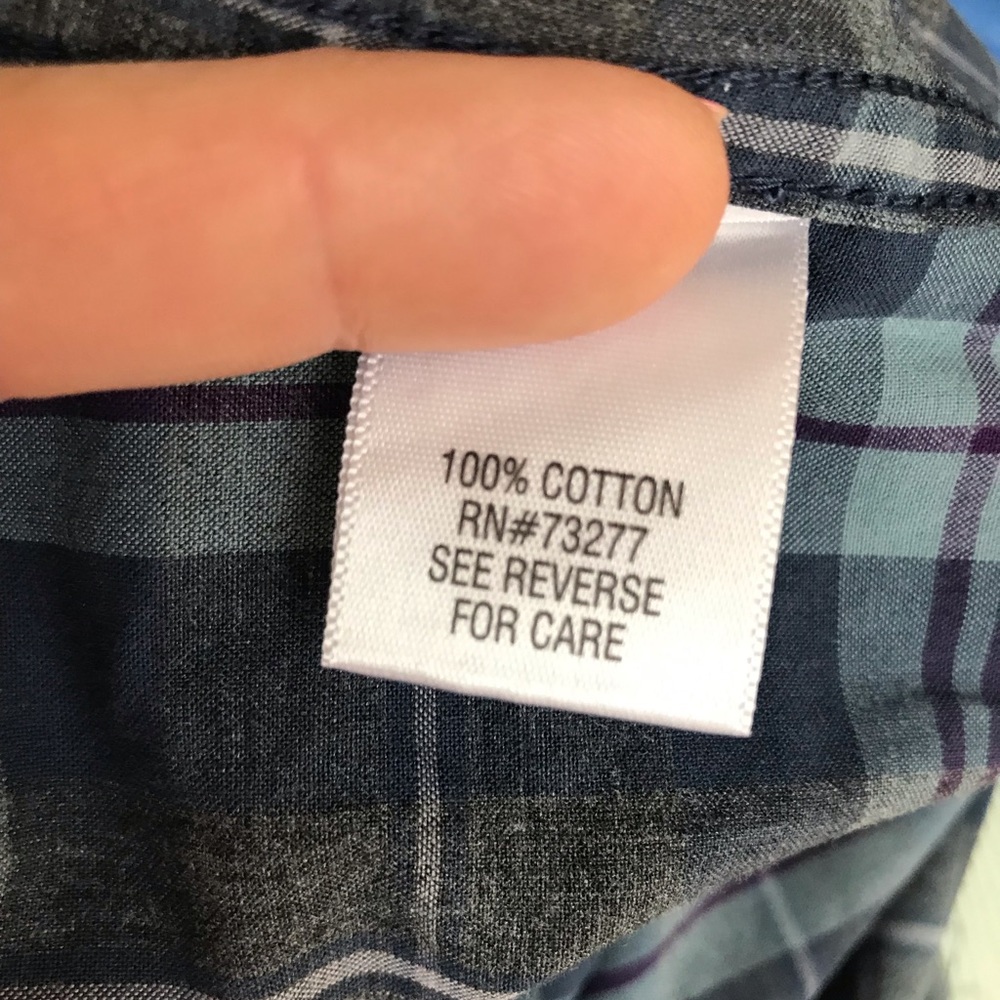 Men’s button down - Picture 3 of 4